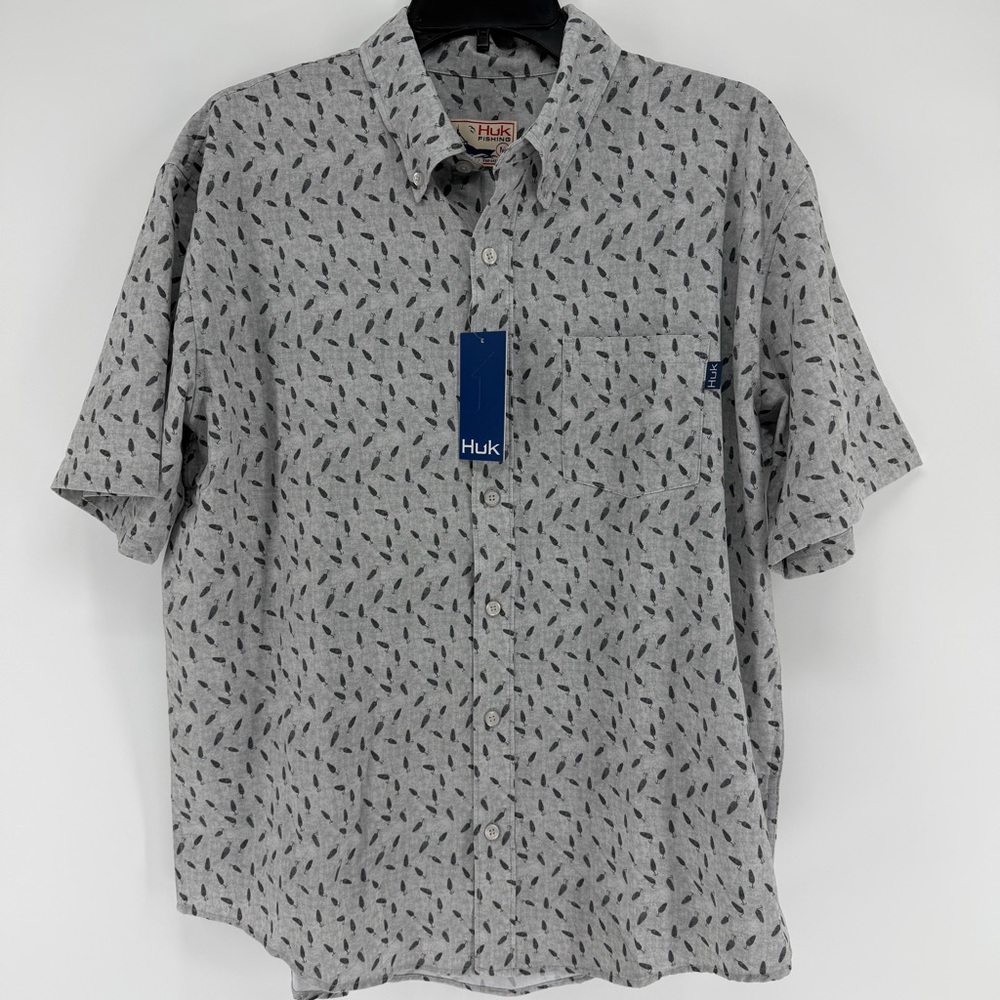 NEW Huk Men's Casual Gray Short Sleeve Fishing Shirt Size Medium